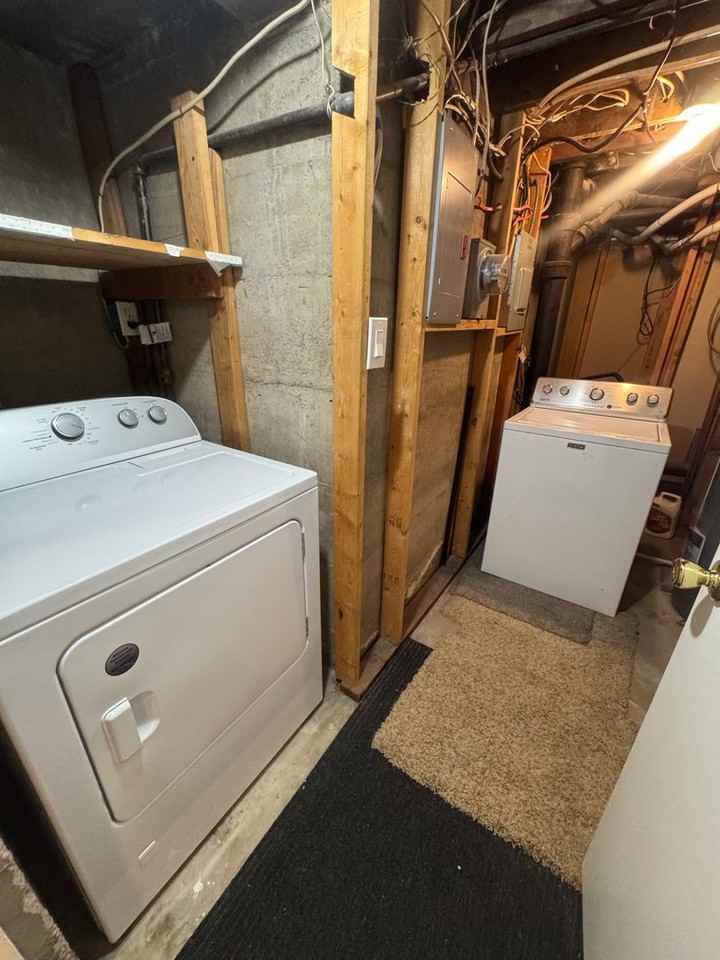 2904 S Imperial St - Photo 7 of 7