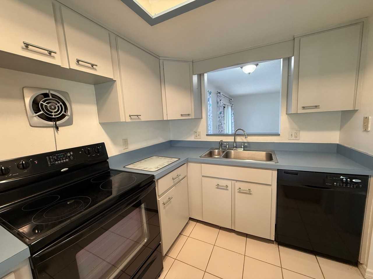 202 Mcdonald St - Photo 6 of 21