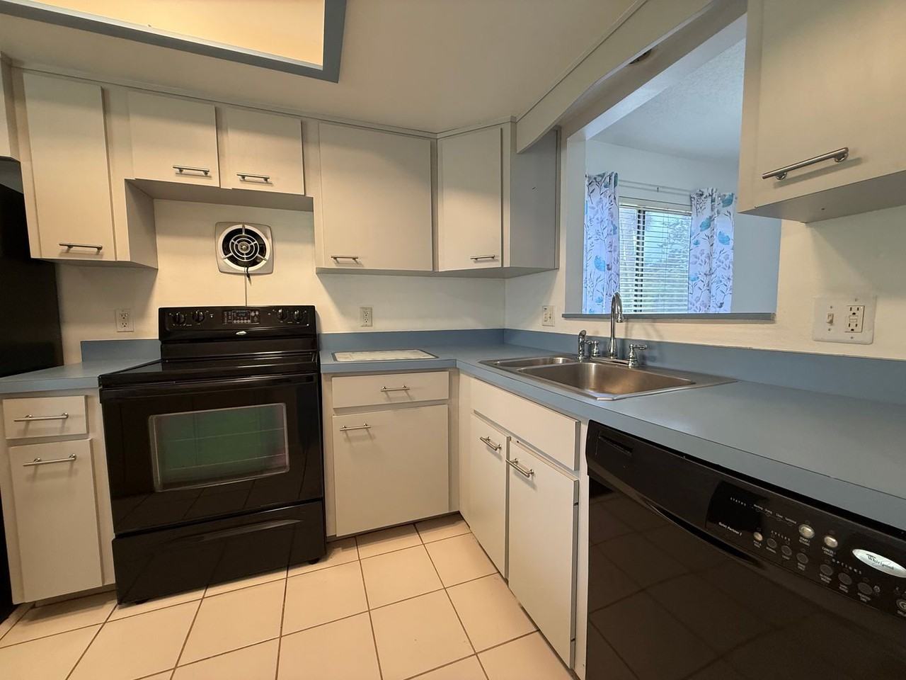202 Mcdonald St - Photo 7 of 21