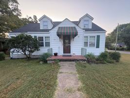 featured image of 106 S Germantown Rd