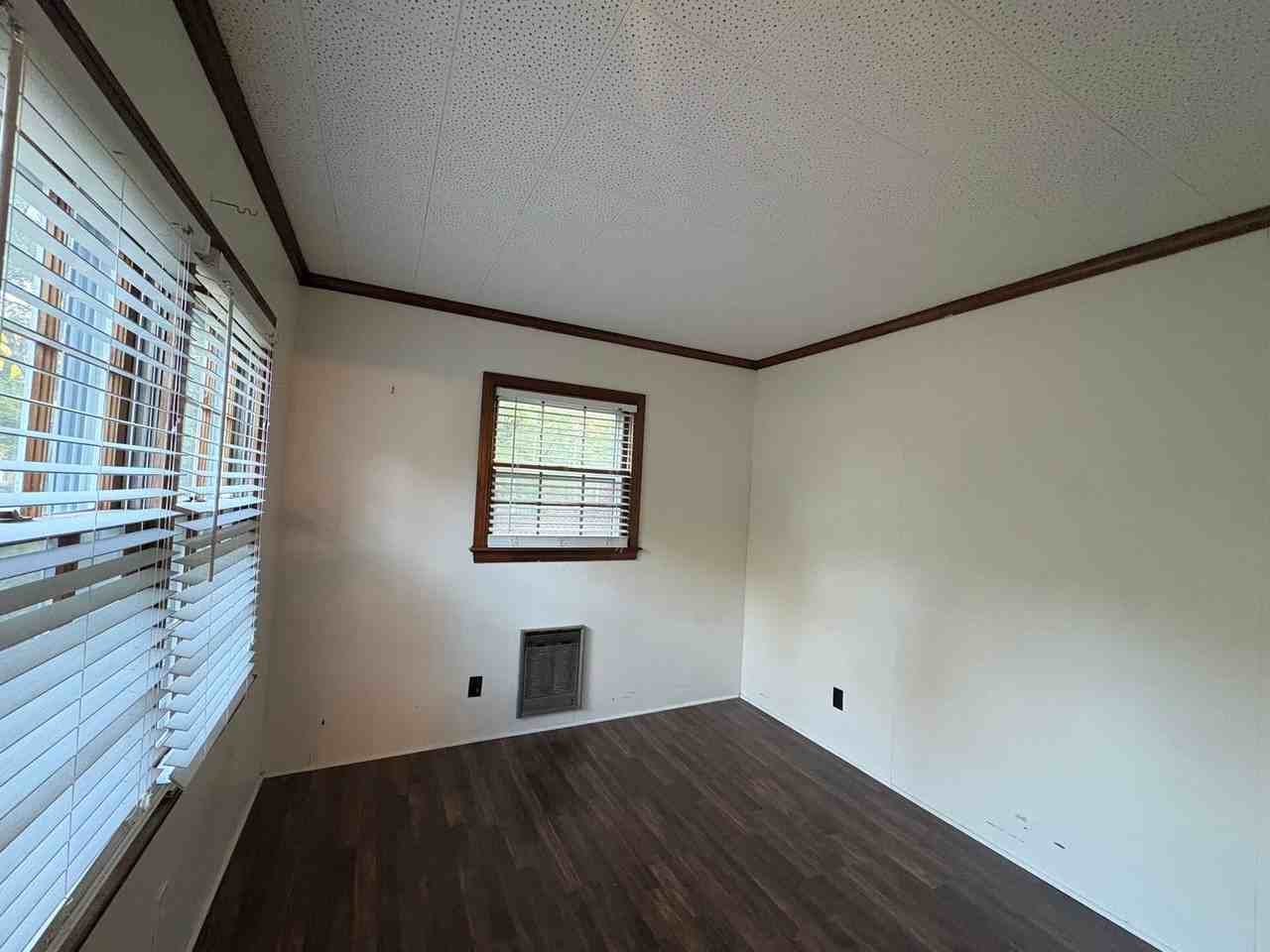 106 S Germantown Rd - Photo 7 of 50