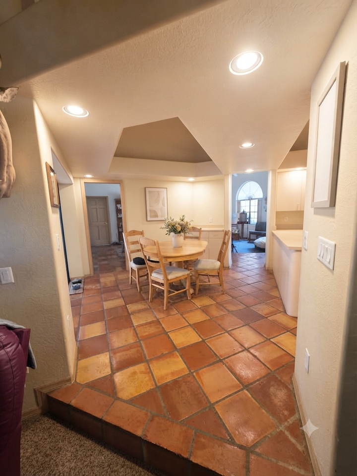 10300 Woodland Waters Blvd - Photo 7 of 36