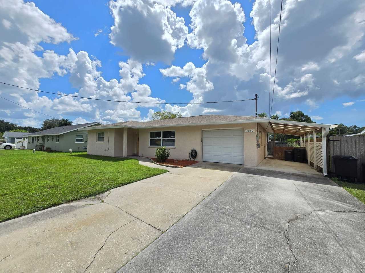 4040 Fleet Ln - Photo 2 of 28