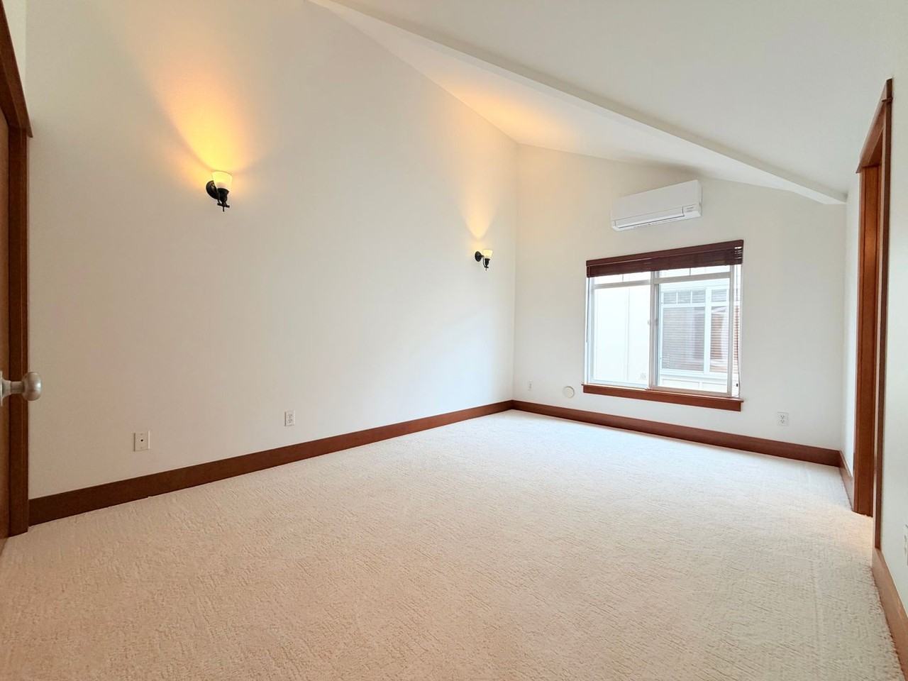 2823 S Charles St - Photo 5 of 21