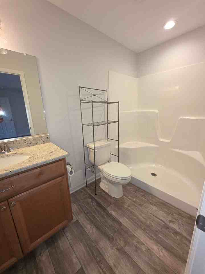 2171 Smith Mountain Lake Pkwy - Photo 7 of 10