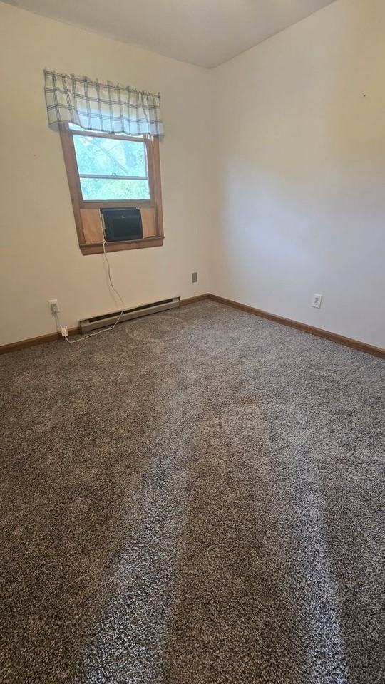 180 Helen Zachary Rd - Photo 5 of 6