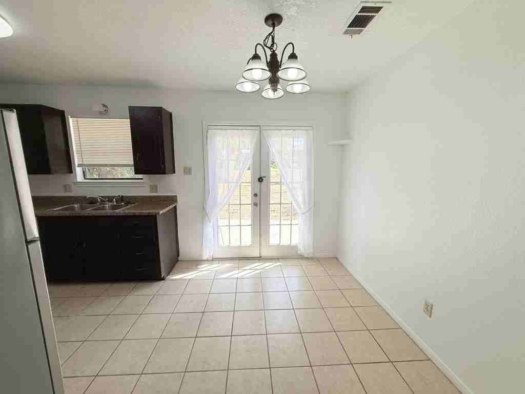 206 Jason Dr - Photo 6 of 26