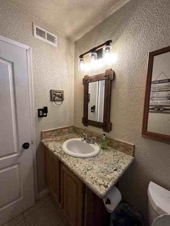 6601 Lindbrook Way - Photo 5 of 7