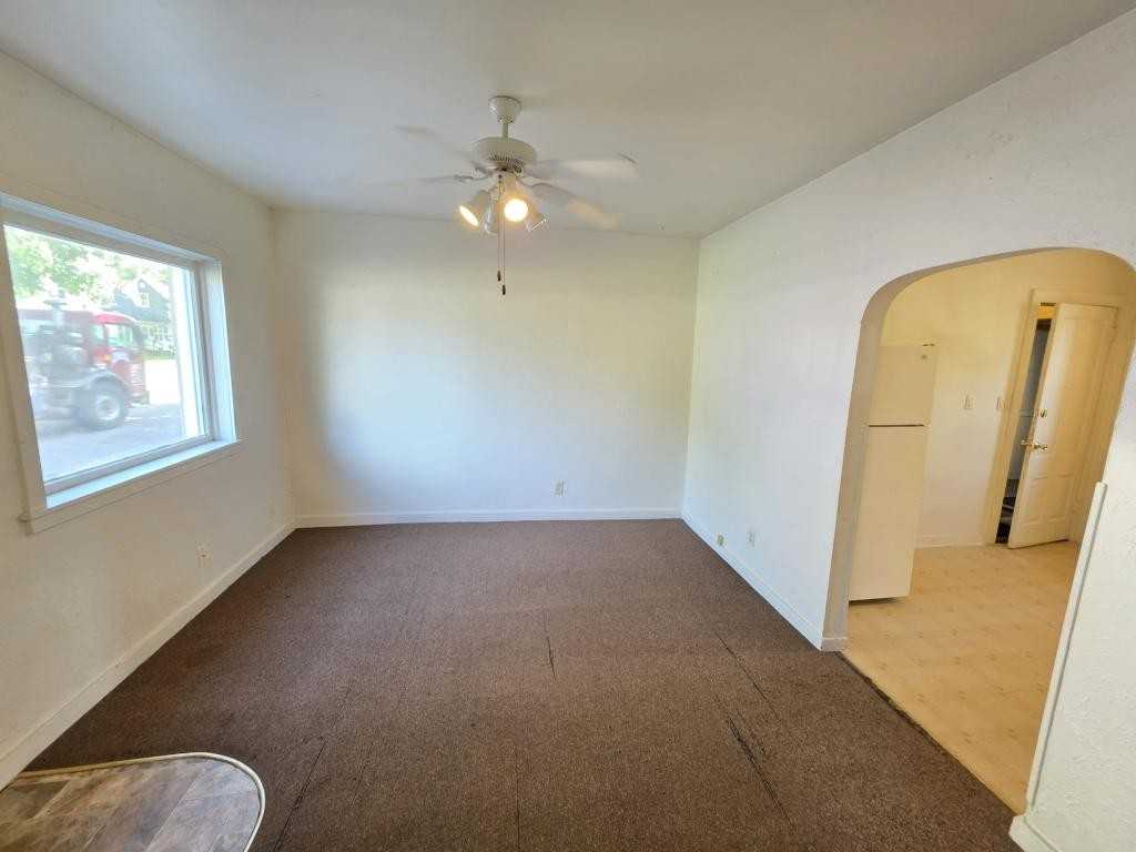 208 N Ondell St #212 - Photo 2 of 11