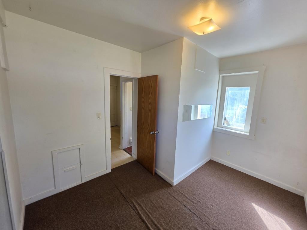 208 N Ondell St #212 - Photo 5 of 11