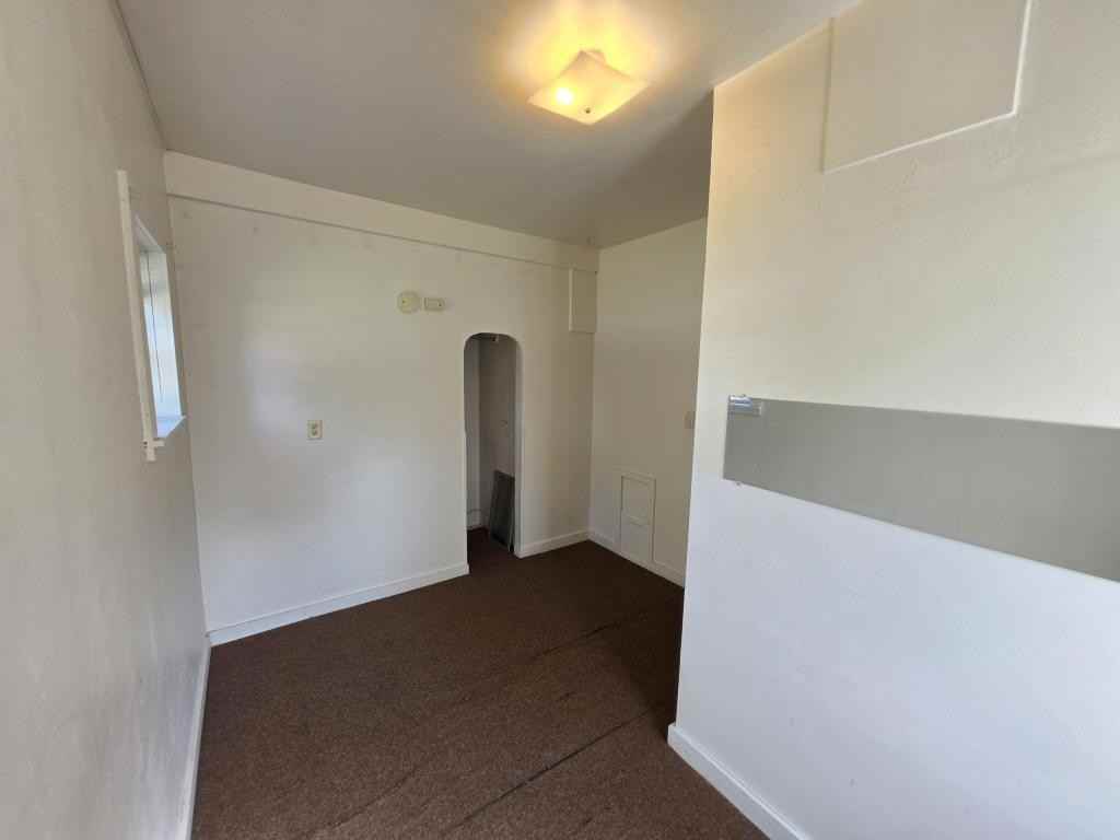 208 N Ondell St #212 - Photo 6 of 11