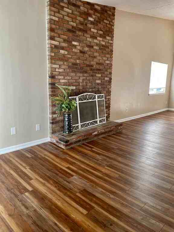 8982 Portage Pointe Dr - Photo 2 of 11