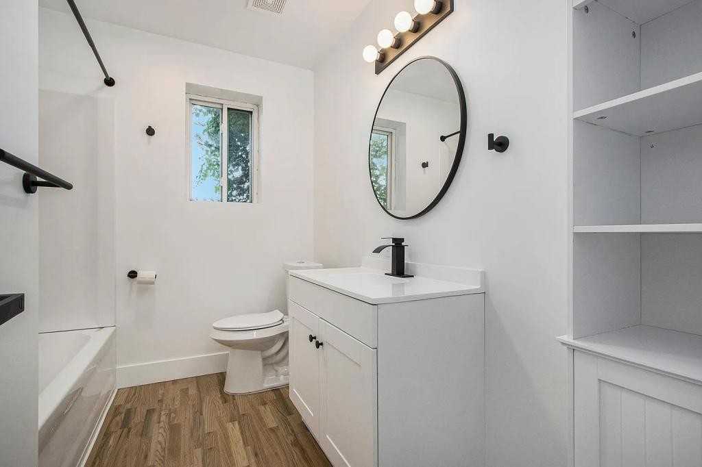 2416 Texel Dr - Photo 3 of 14