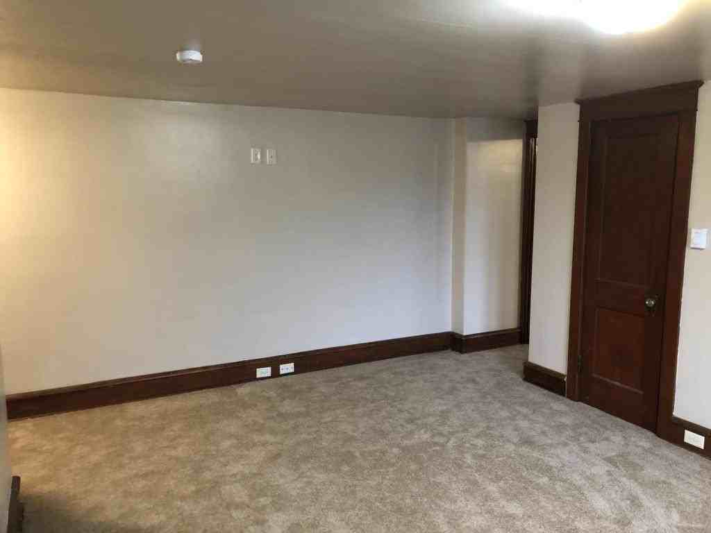 220E E Wyomissing Ave - Photo 6 of 17