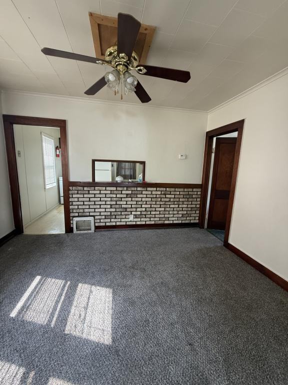 3201 Clairmont St - Photo 7 of 10