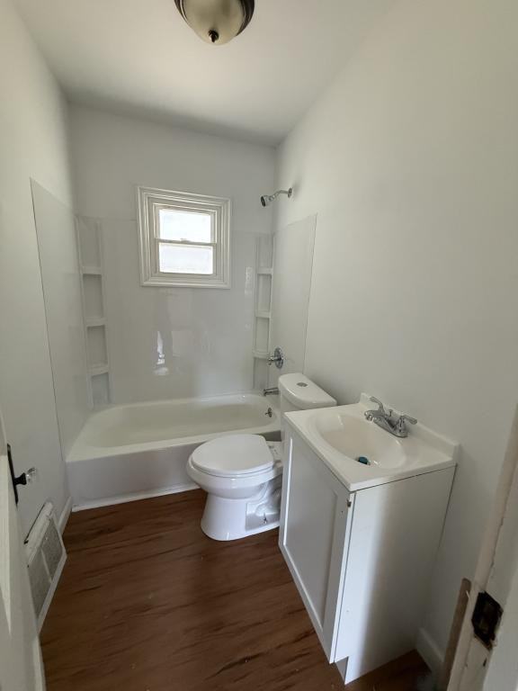 2225 Hoff St - Photo 6 of 11