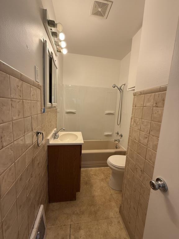 940 Stocker Ave - Photo 4 of 11