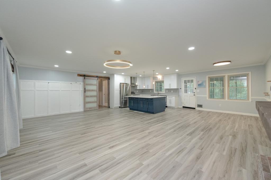 2702 Davenport Rd - Photo 3 of 30