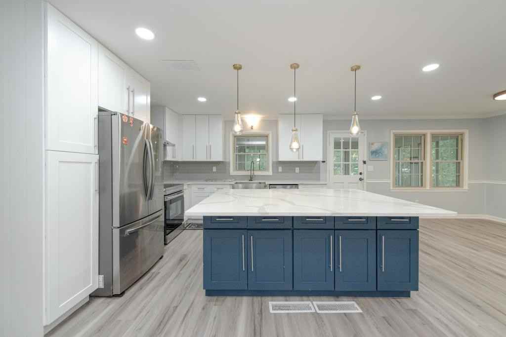 2702 Davenport Rd - Photo 5 of 30