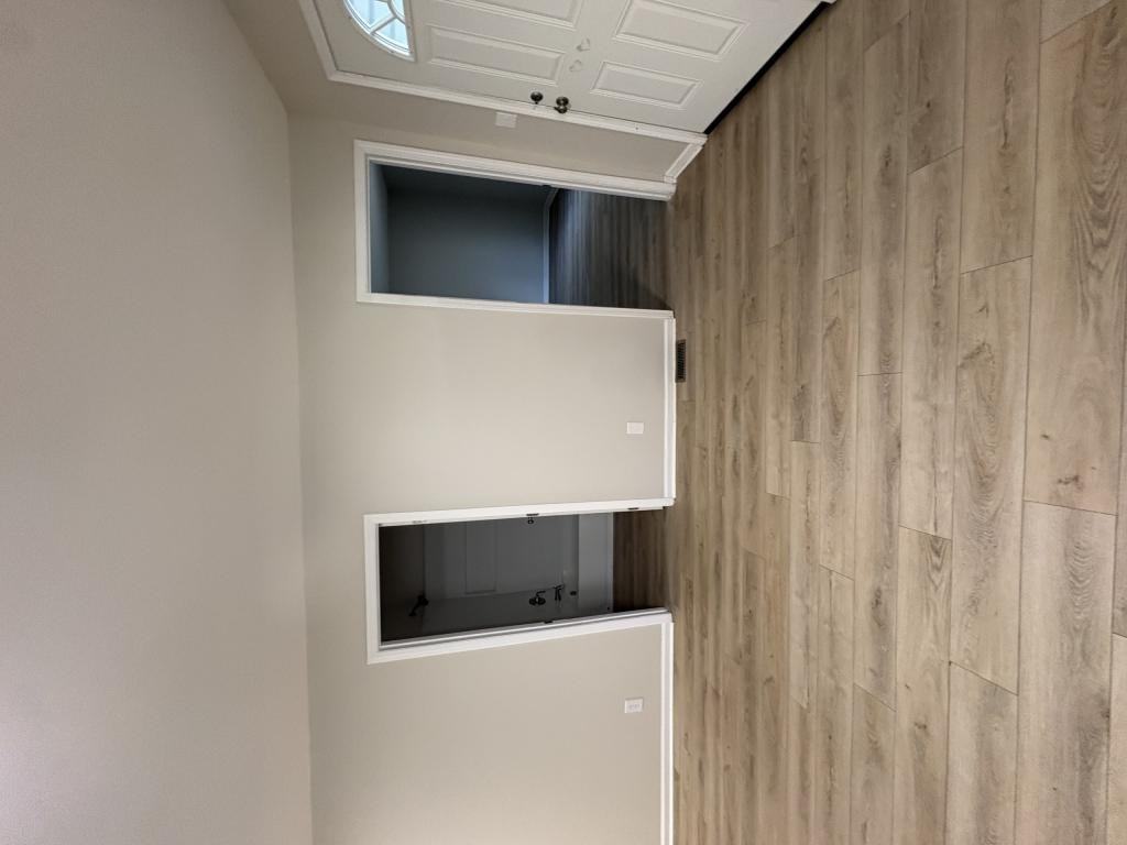 1127 Texas Ave - Photo 4 of 15