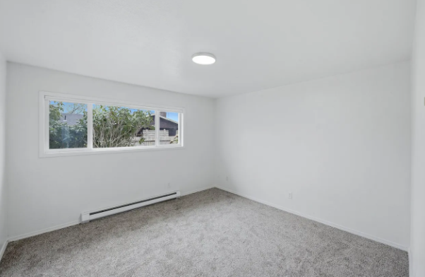 835 12th St Sw - Photo 3 of 23