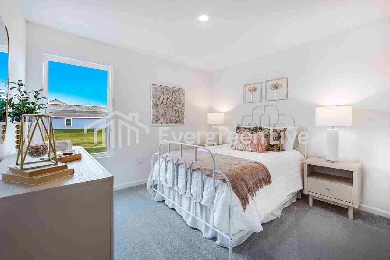 10756 Gun Barrel St - Photo 4 of 12