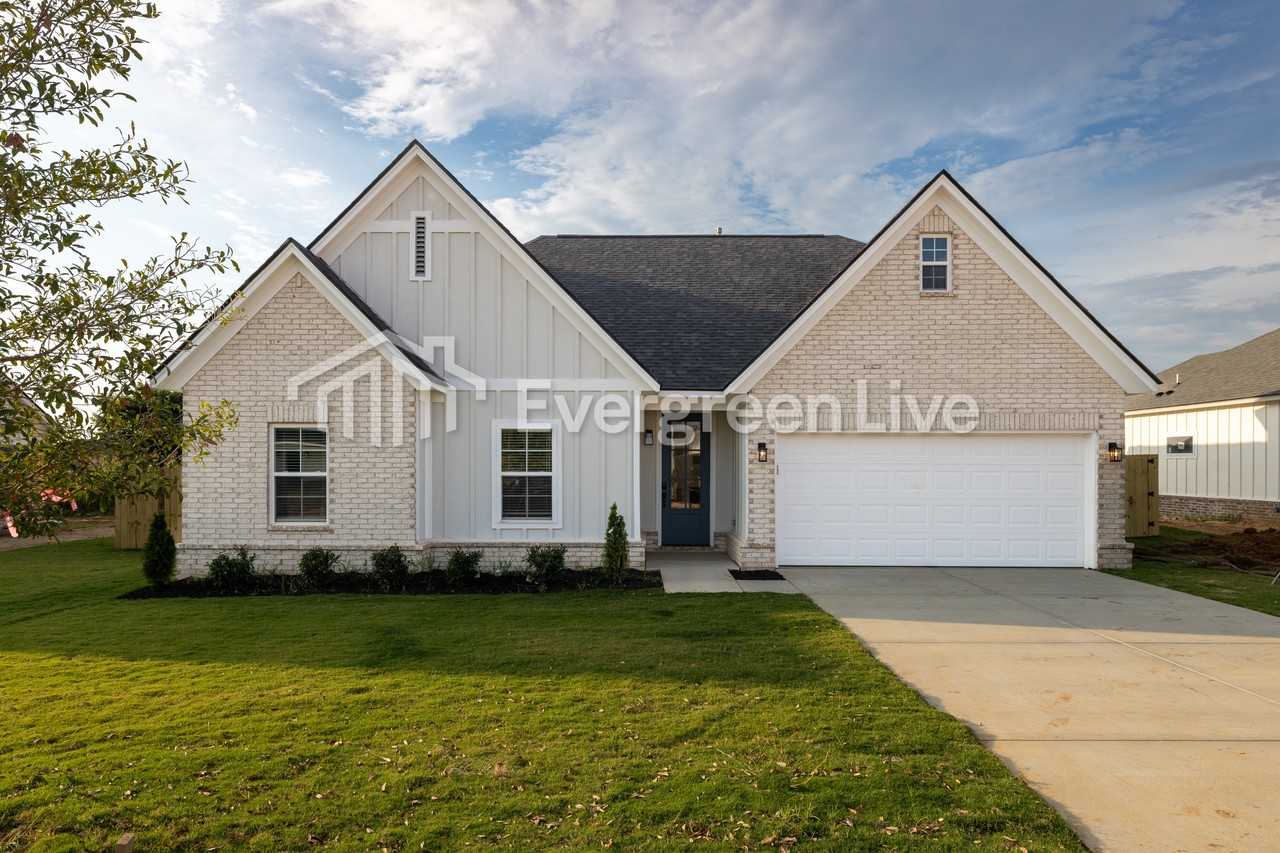 4257 Mcswain Dr - Photo 3 of 42