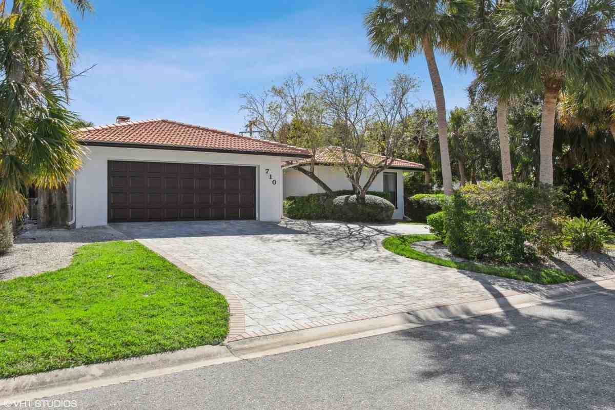 710 Treasure Boat Way - Photo 4 of 4