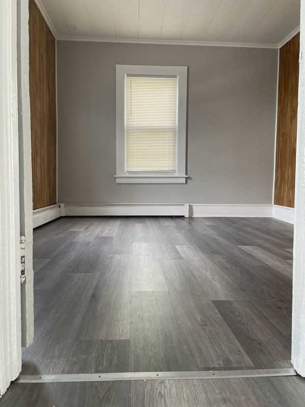 86 West St - Photo 3 of 6