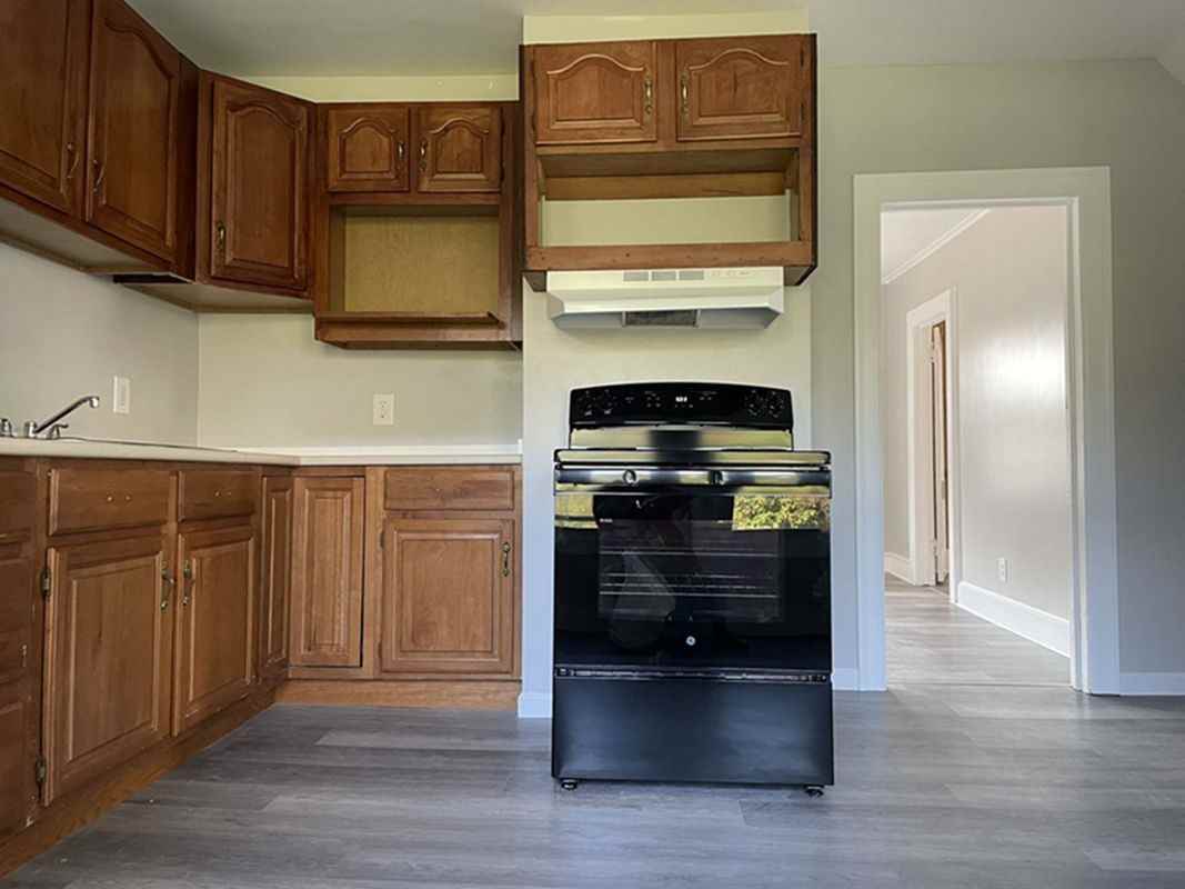 86 West St - Photo 4 of 6