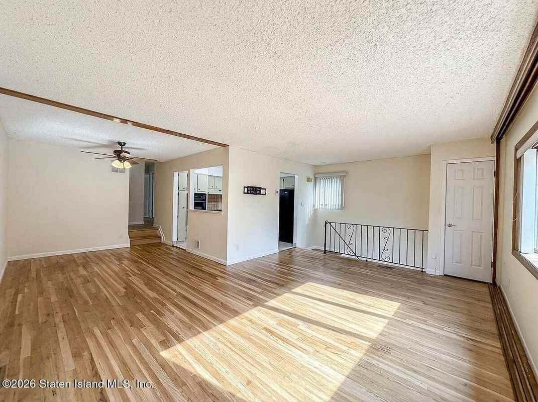 57 E Stroud Ave - Photo 5 of 20