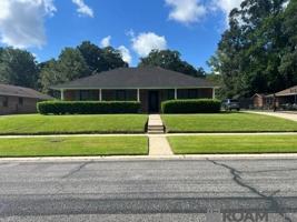 featured image of 9422 Windward Rd