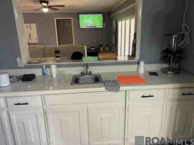 9422 Windward Rd - Photo 4 of 4