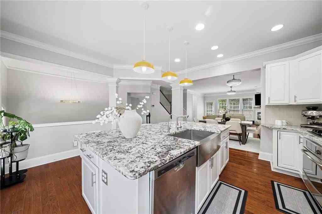 2872 Overlook Way - Photo 6 of 48