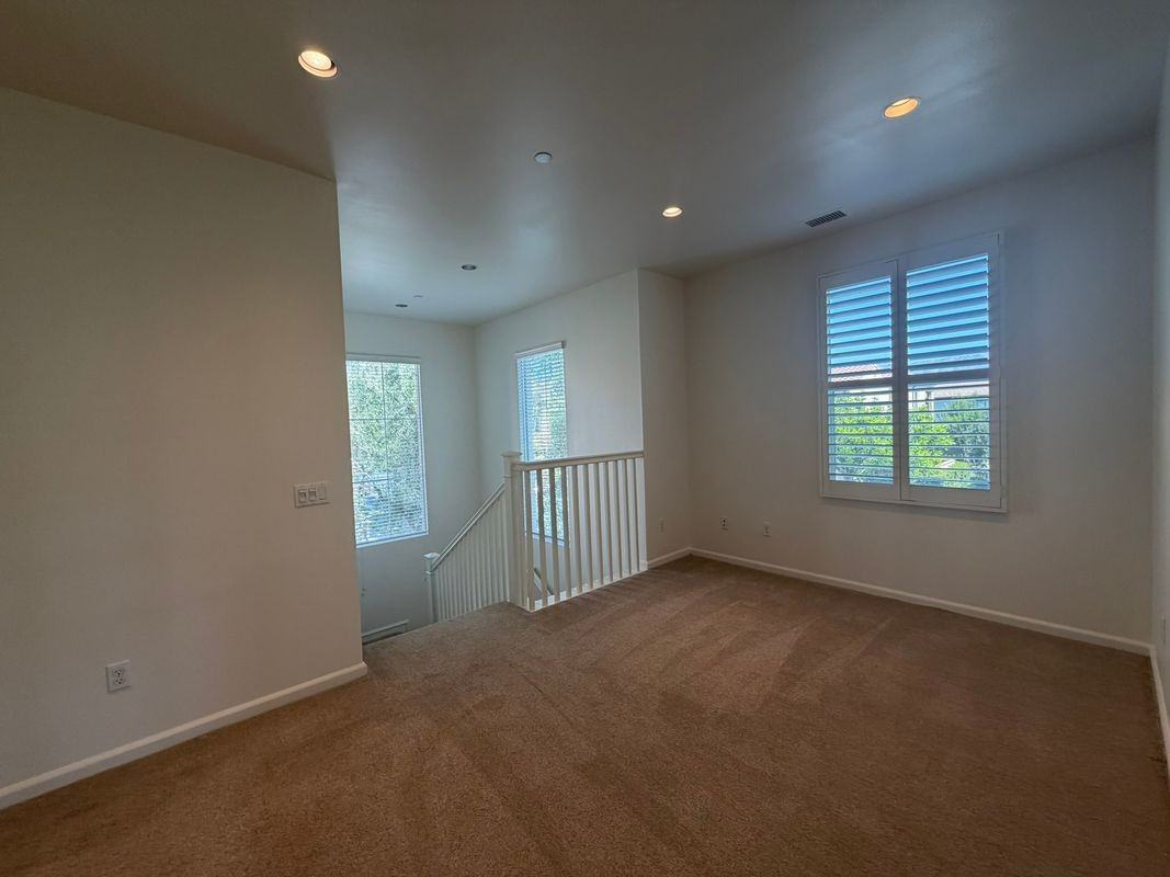 209 Rodeo - Photo 6 of 24