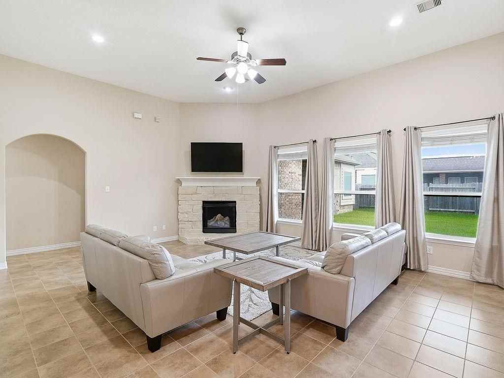 24914 Ginger Ranch Dr - Photo 5 of 9