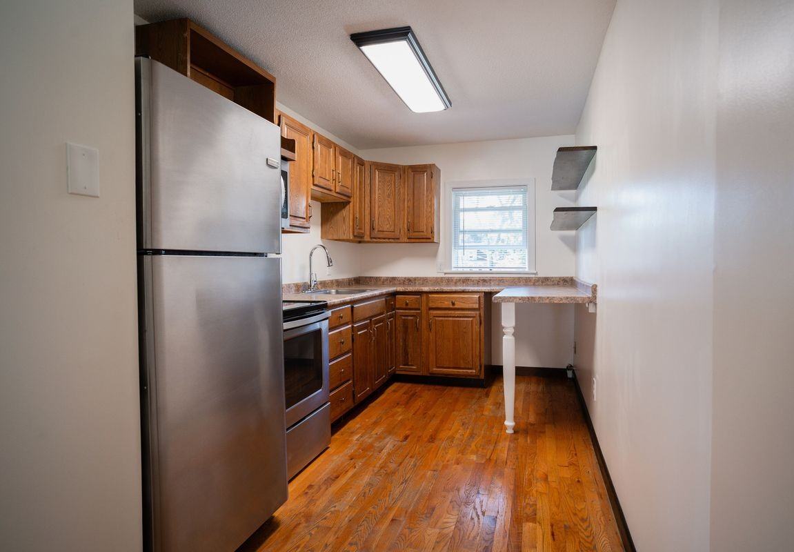 27 Dean Ave - Photo 7 of 16