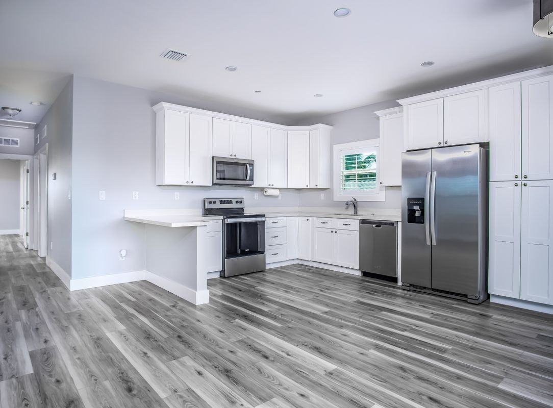 31550 Avenue B - Photo 3 of 17