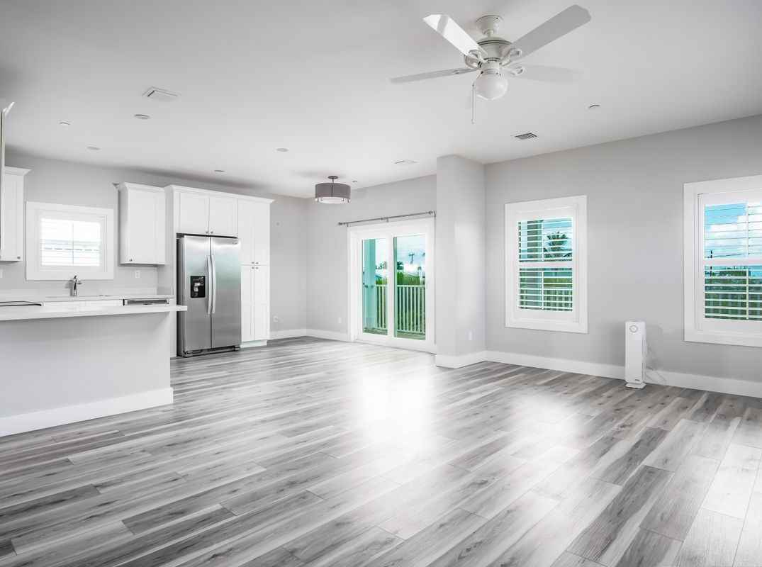 31550 Avenue B - Photo 4 of 17