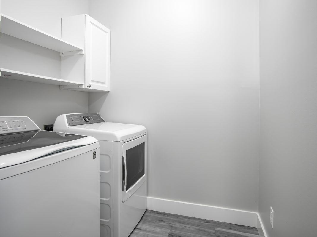 31550 Avenue B - Photo 6 of 17