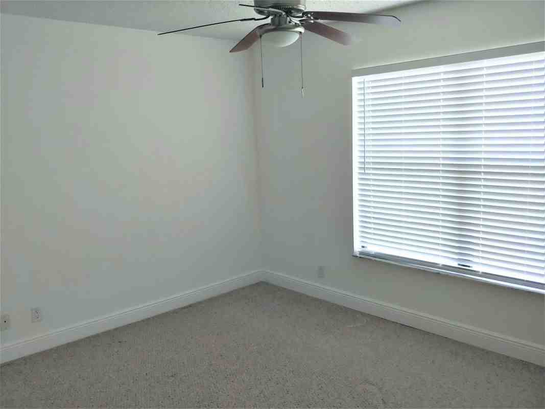 1760 Windorah Way - Photo 4 of 9