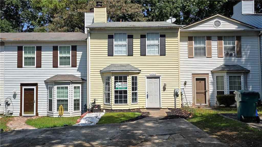 1040 Huntington Trce Se
