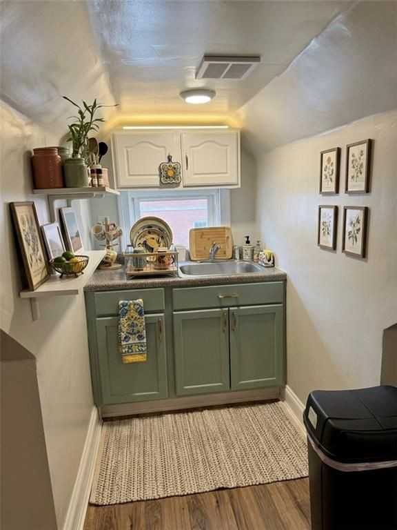 15 Monticello St ##A - Photo 3 of 8
