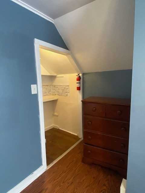 27 Benham St ##2 - Photo 5 of 11