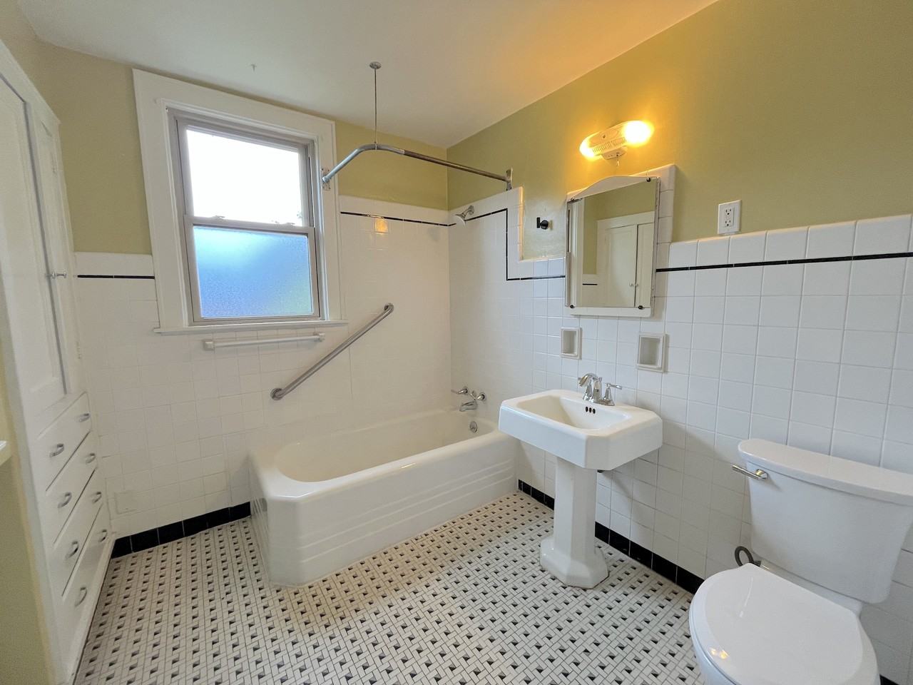 3132A S New York Ave #A - Photo 5 of 7