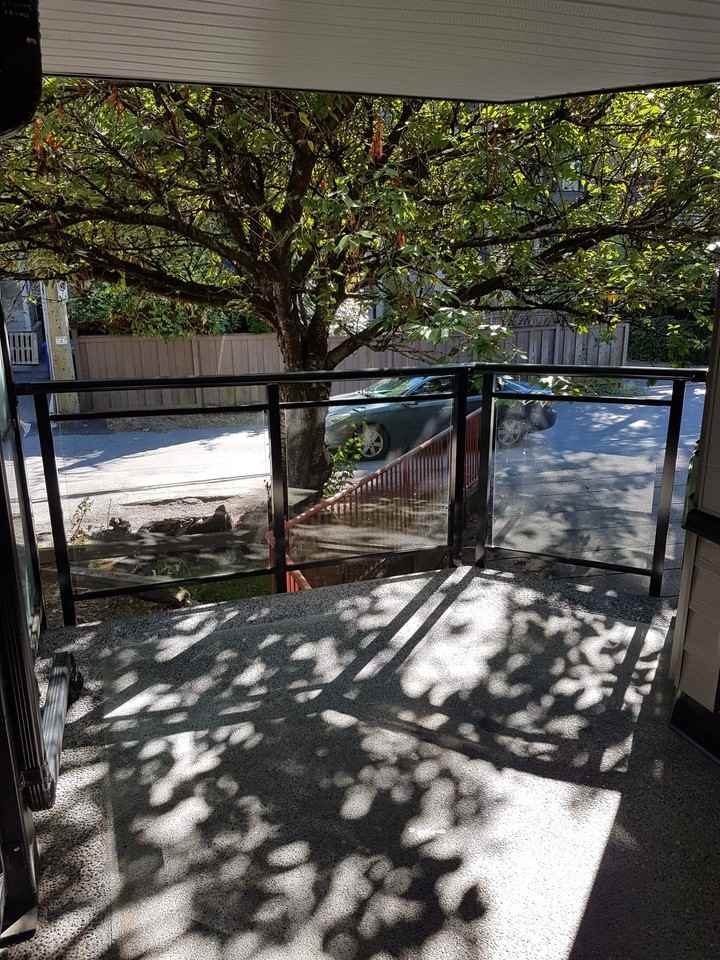 1918 York Ave - Photo 4 of 5