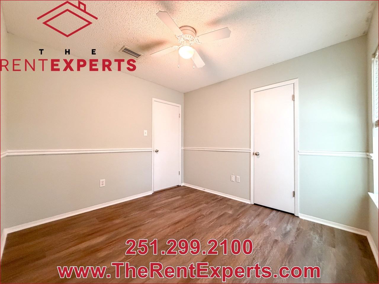 915 Schaub Ave - Photo 2 of 10
