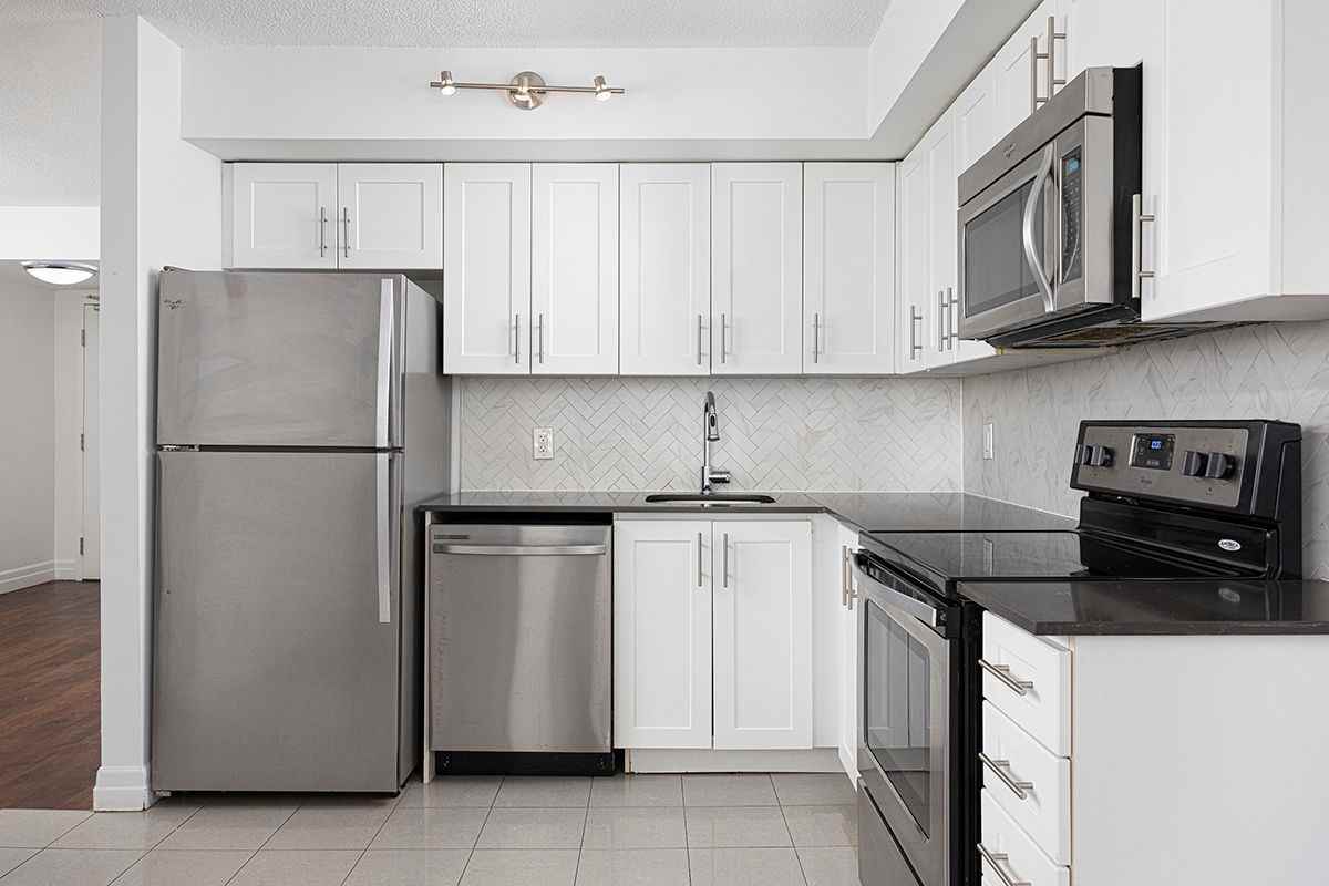 297 Queens Ave - Photo 6 of 13