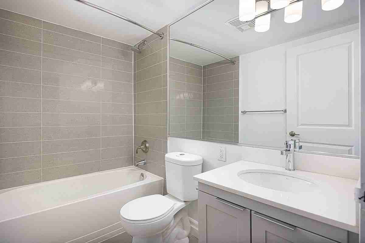 297 Queens Ave - Photo 7 of 13