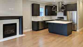 featured image of 2319 N Southport Ave #3N